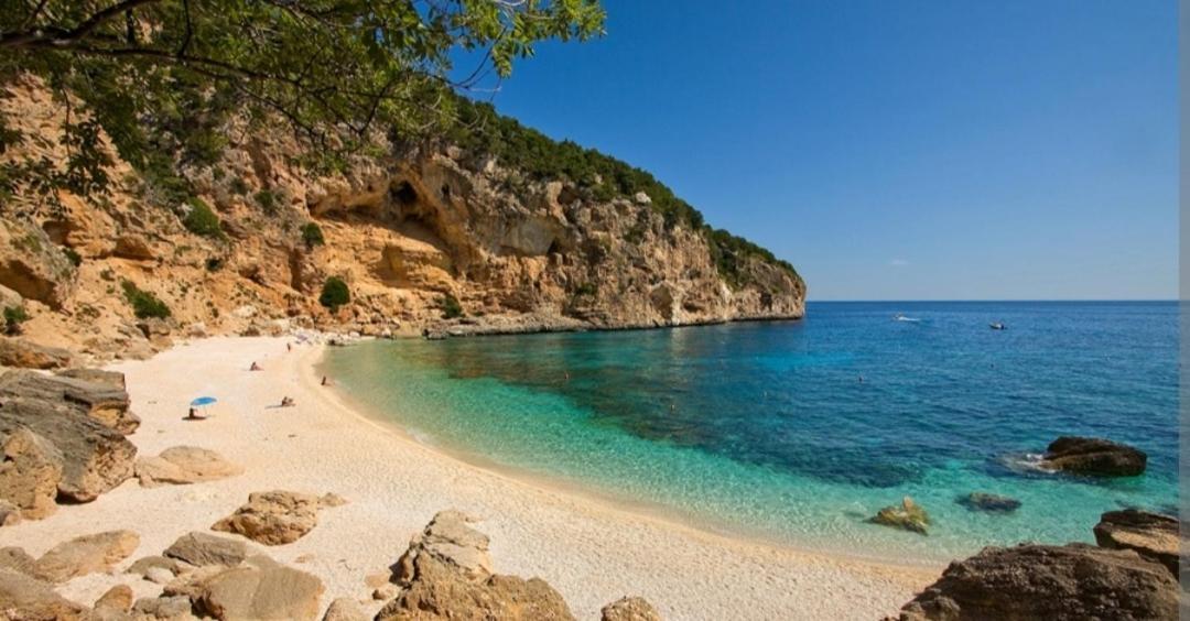 Appartamento A 50 Mt Dal Mare Cala Gonone Eksteriør bilde